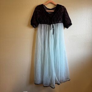 2 PC VINTAGE HANDMADE NIGHTGOWN
